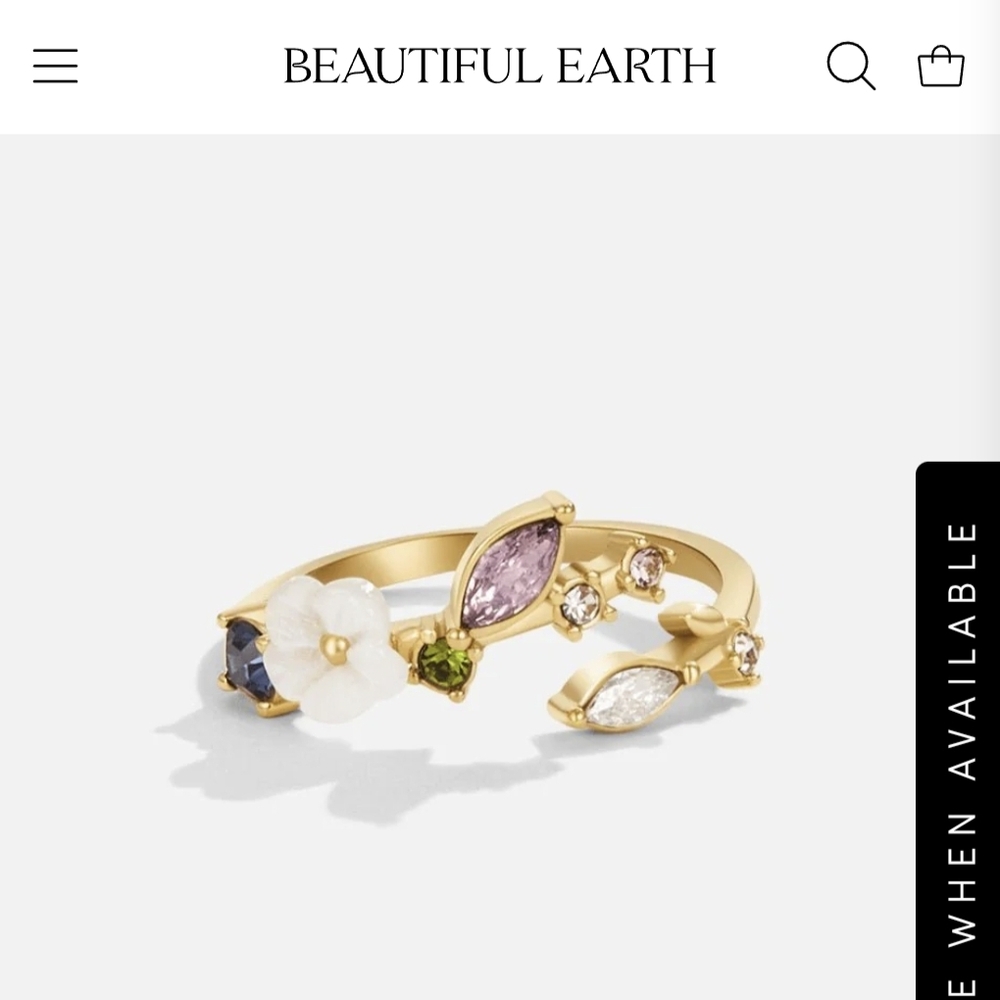 Beautiful Earth Crystal White Blossom Ring - Gold With Adjustable Band